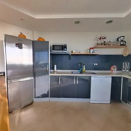 La Casa De La Playa-best Ftv Views, By Comfortable Luxury Apartment *