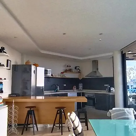 La Casa De La Playa-best Ftv Views, By Comfortable Luxury Apartment