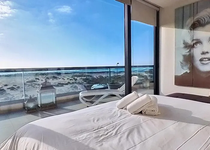 La Casa De La Playa-best Ftv Views, By Comfortable Luxury Cotillo